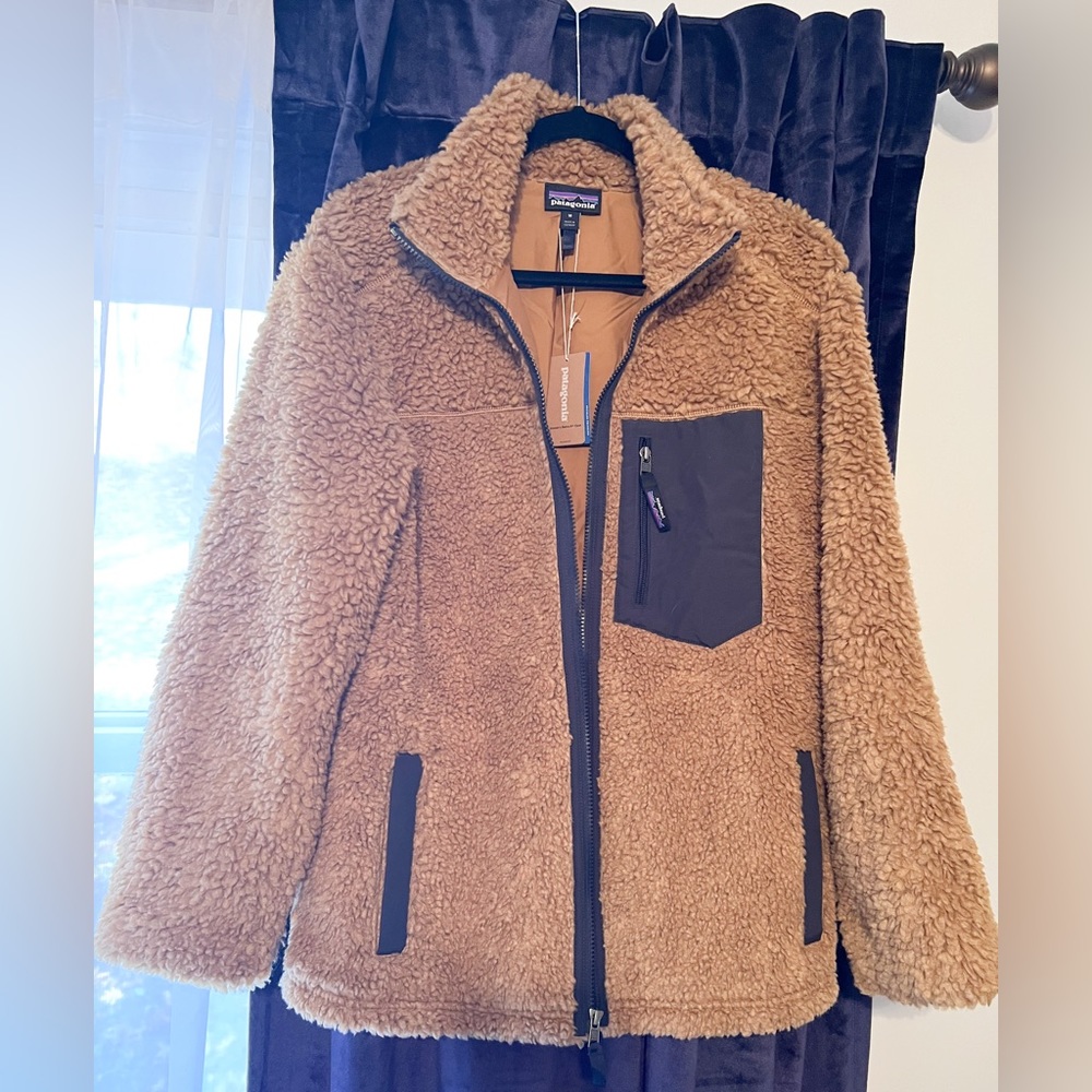 NWT Patagonia Curly Fleece Jacket